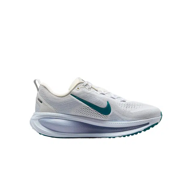 Nike Vomero 18