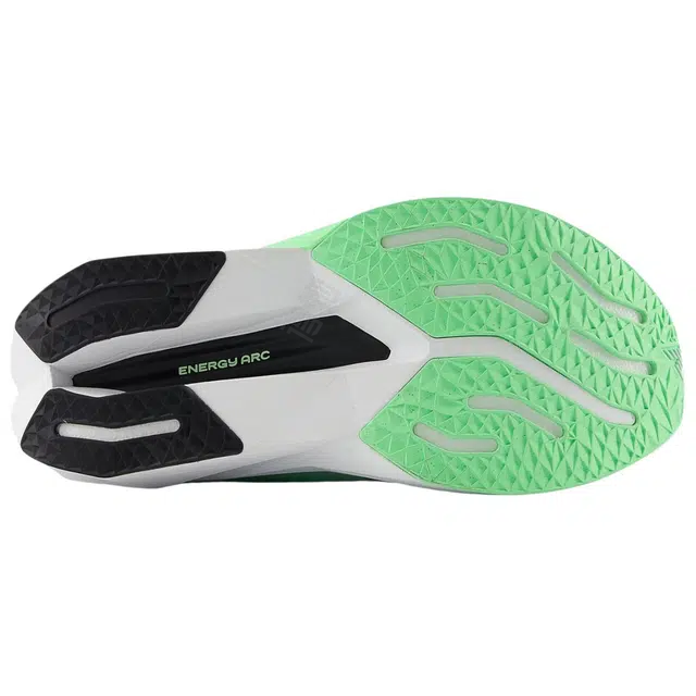 New Balance NB FuelCell SuperComp Trainer v3