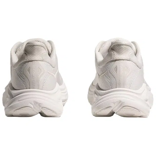 HOKA ONE ONE CLIFTON 10