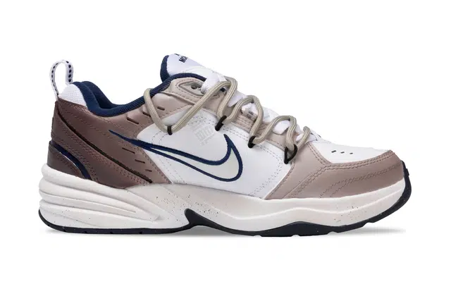 Nike Air Monarch 4
