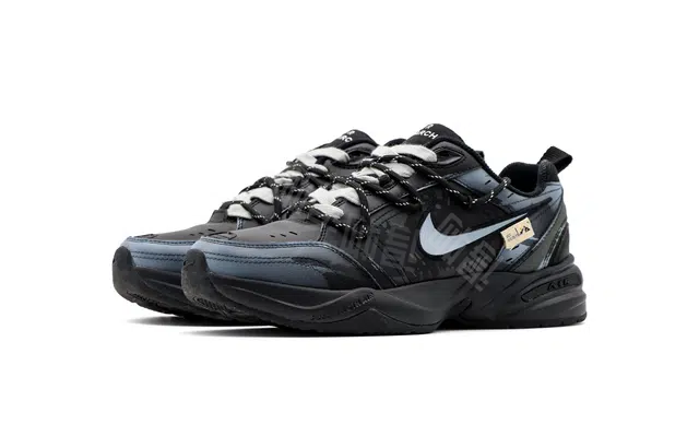 Nike Air Monarch 4