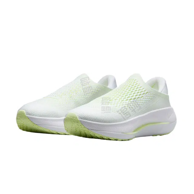 Nike Reina EasyOn