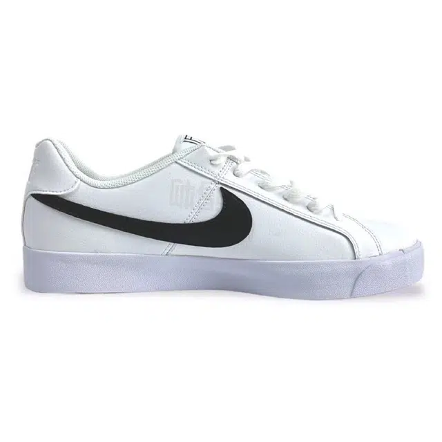 Nike Court Royale AC