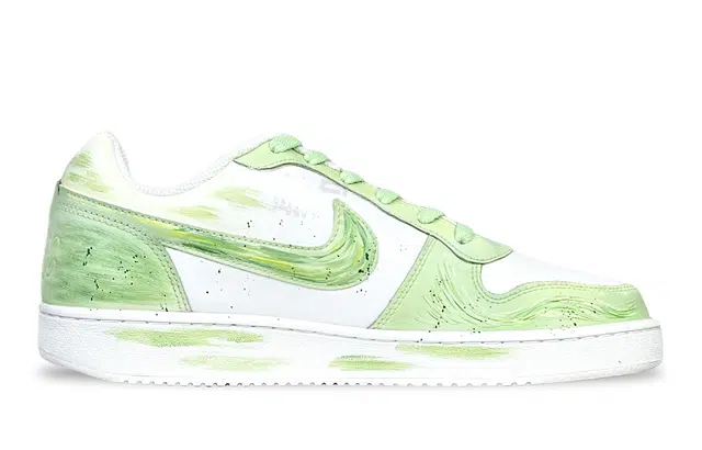 Nike EBERNON Low