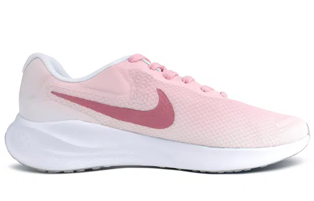 Nike REVOLUTION 7