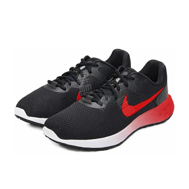 Nike REVOLUTION 6