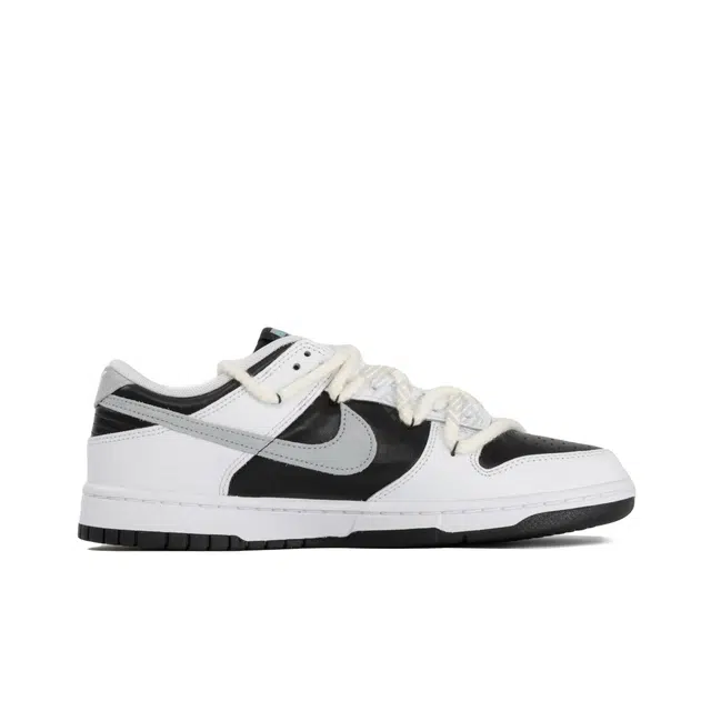 Nike Dunk Reverse Panda 2.0