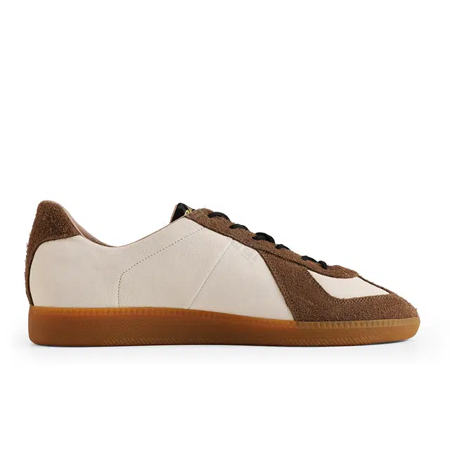 PANE -FOX TROTTER