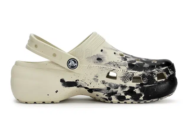 Crocs Classic Platform Clog 811