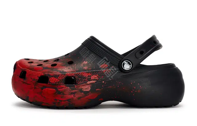 Crocs Classic Platform Clog 811