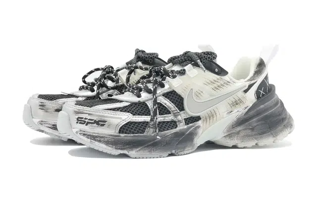 Nike V2K Run y2k