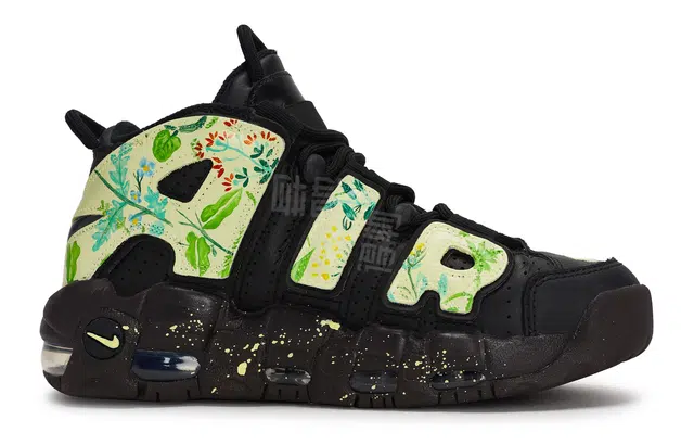 Nike Air More Uptempo 811