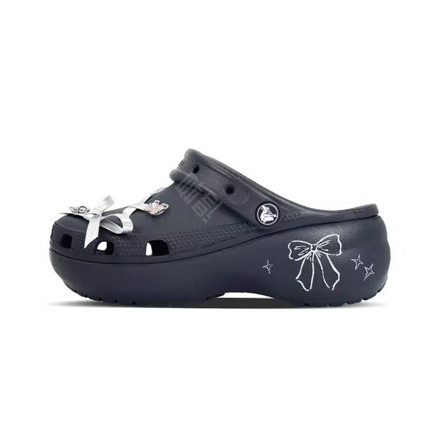 Crocs Classic Platform Clog