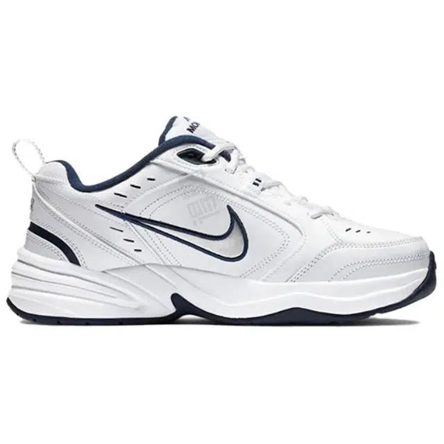 Nike Air Monarch 4