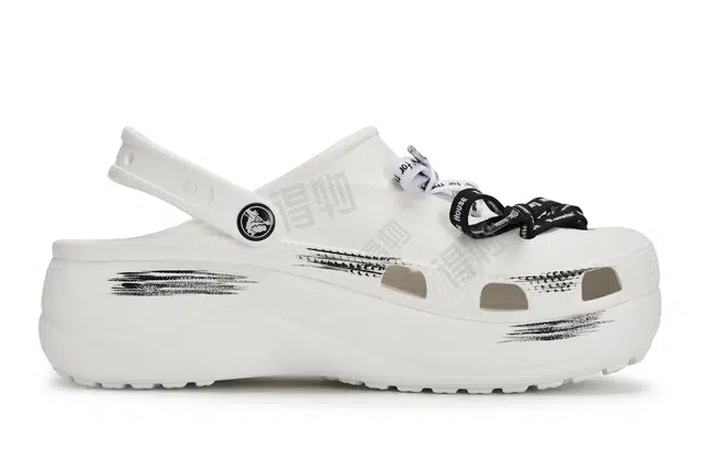 Crocs Baya Platform Clog 811