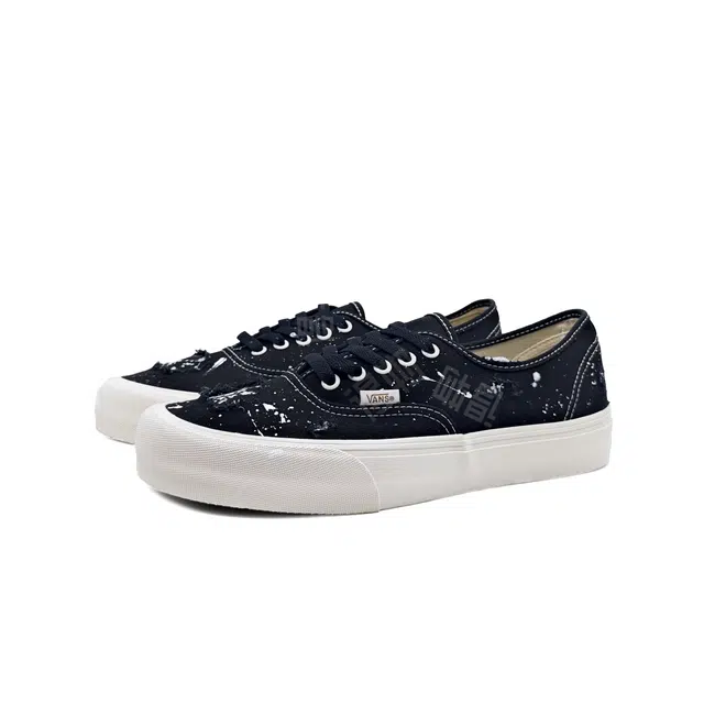 Vans Authentic VR3