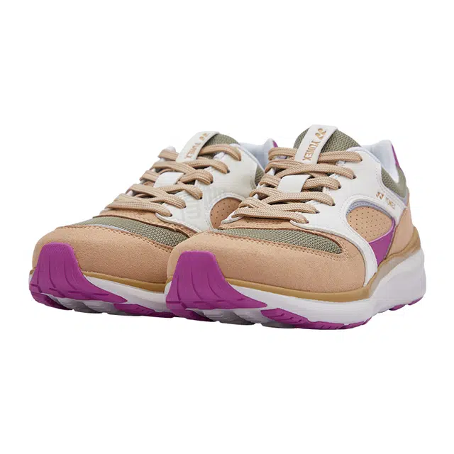 YONEX POWER CUSHION+