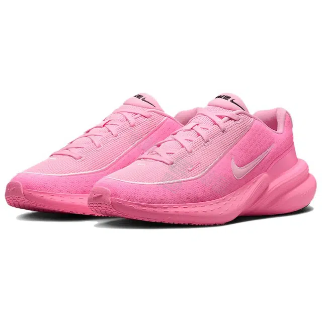 Nike Uplift SC