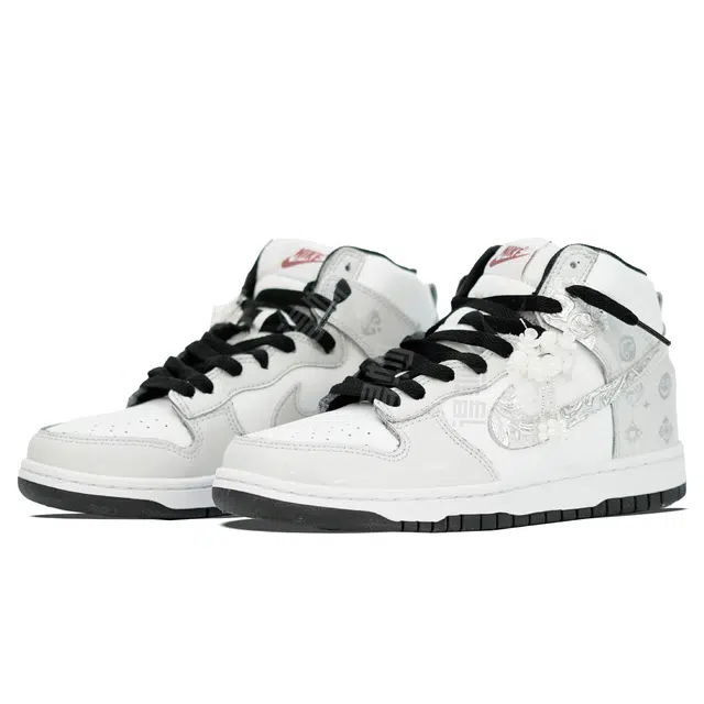 Nike Dunk High "Graffiti"