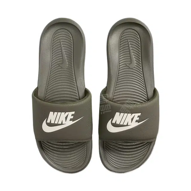 Nike Victori One