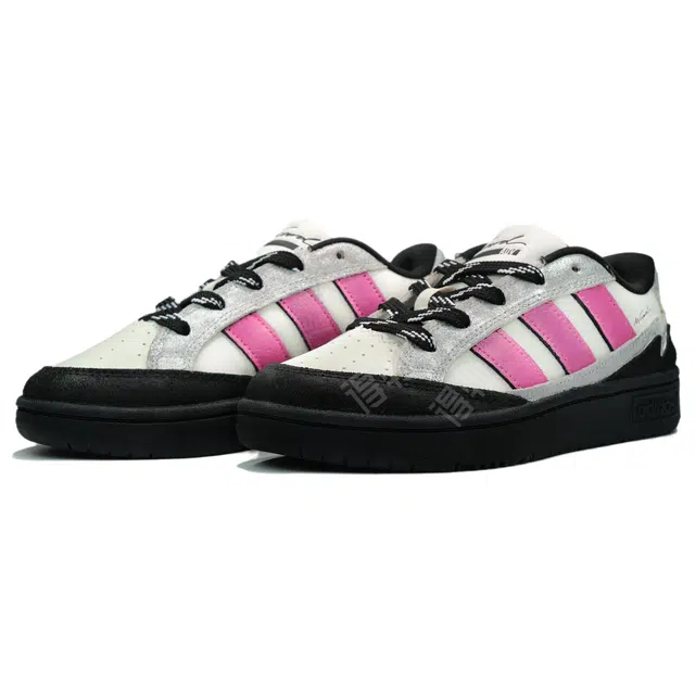 adidas WCARD ADV