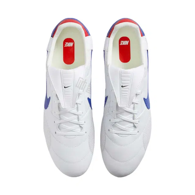 Nike Premier 3