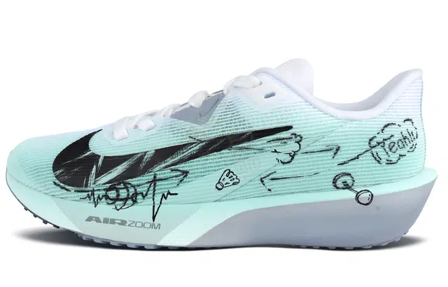 Nike Rival Fly 4