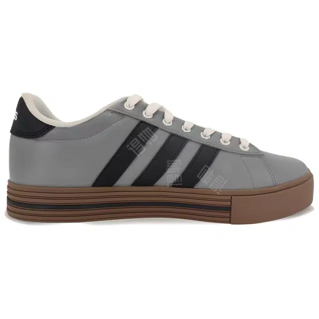 adidas Daily 4.0
