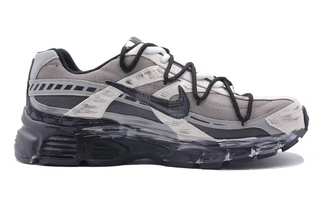 Nike Initiator