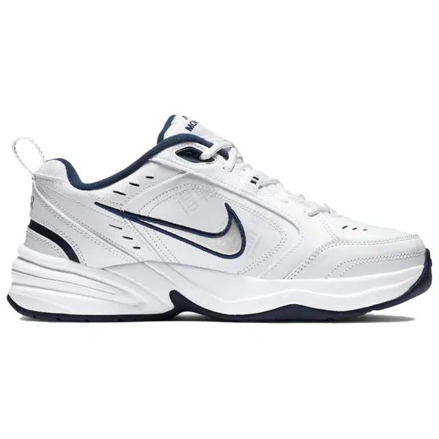 Nike Air Monarch 4