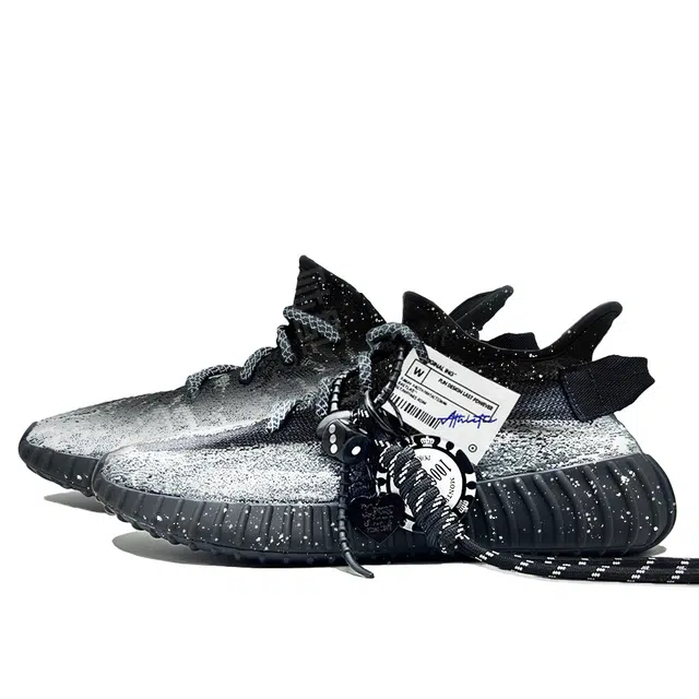 adidas originals Yeezy Boost 350 V2