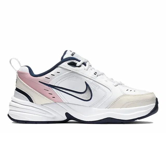 Nike Air Monarch 4