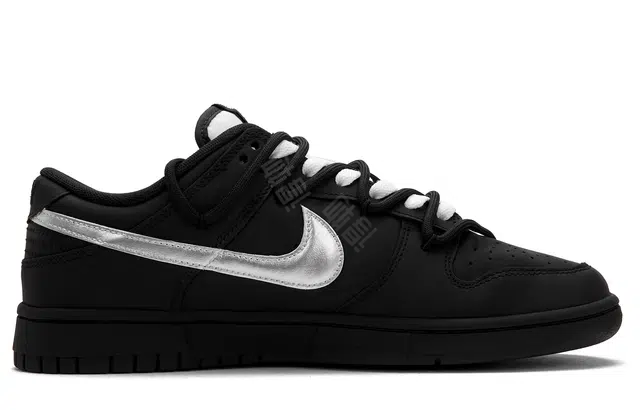 Nike Dunk "Mercury"