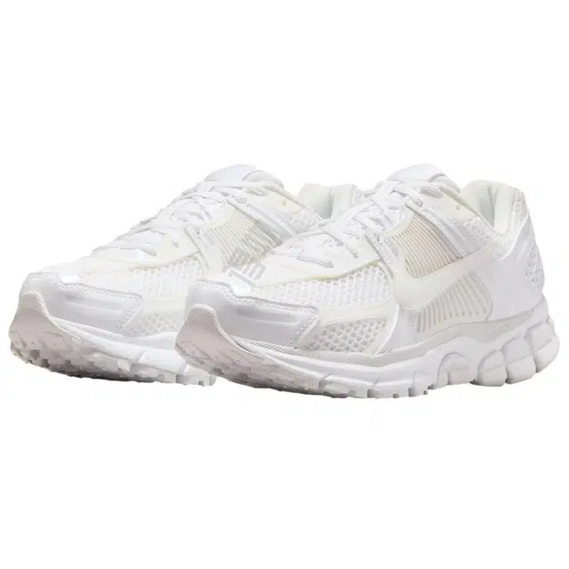 Nike Air Zoom Vomero 5