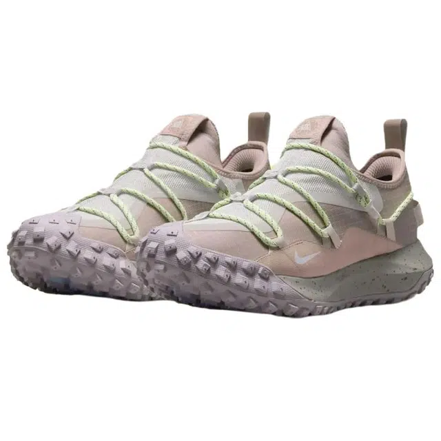 Nike ACG Mountain Fly