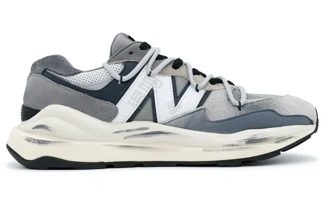 New Balance NB 5740 Love