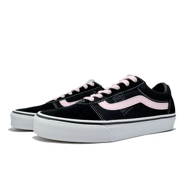 Vans Ward