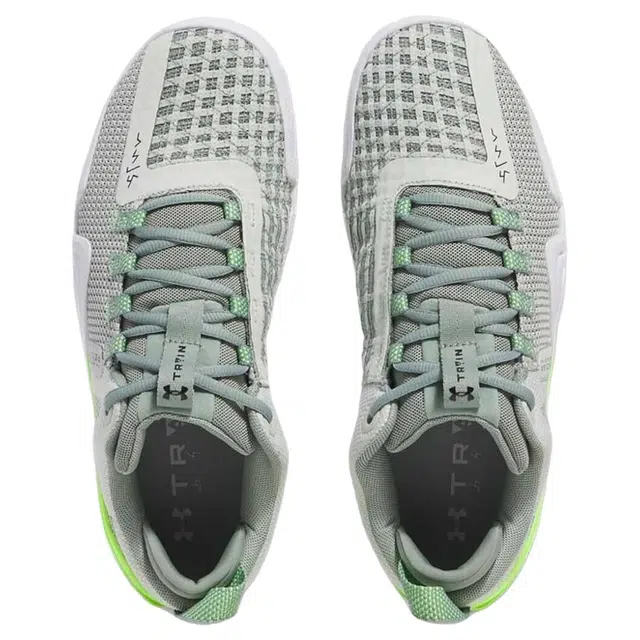 Under Armour TriBase Reign 6