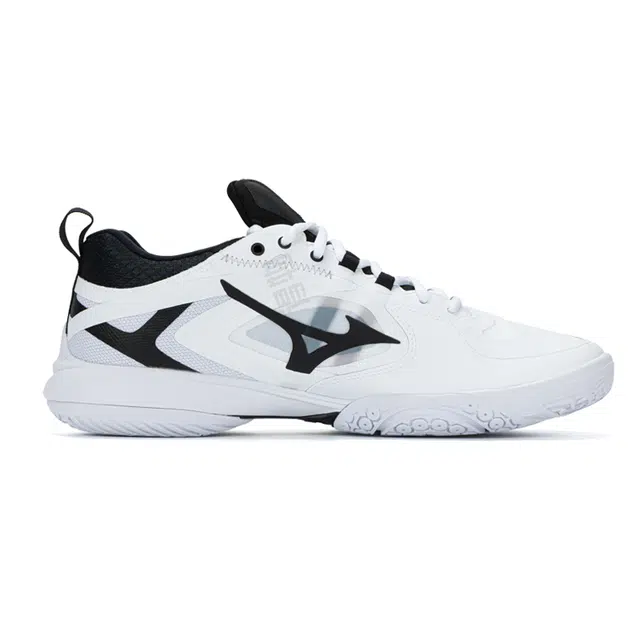 Mizuno WAVE CLAW NEO 3