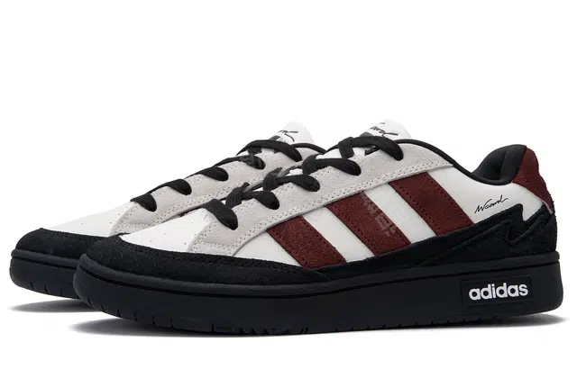 adidas WCARD ADV