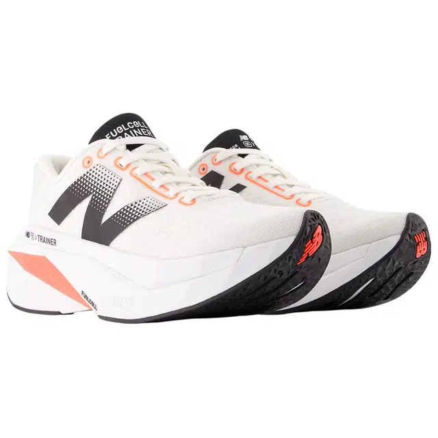 New Balance FuelCell SuperComp Trainer v3 WMNS