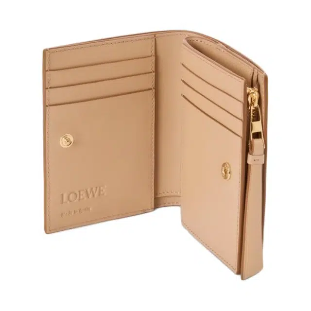 LOEWE Puzzle