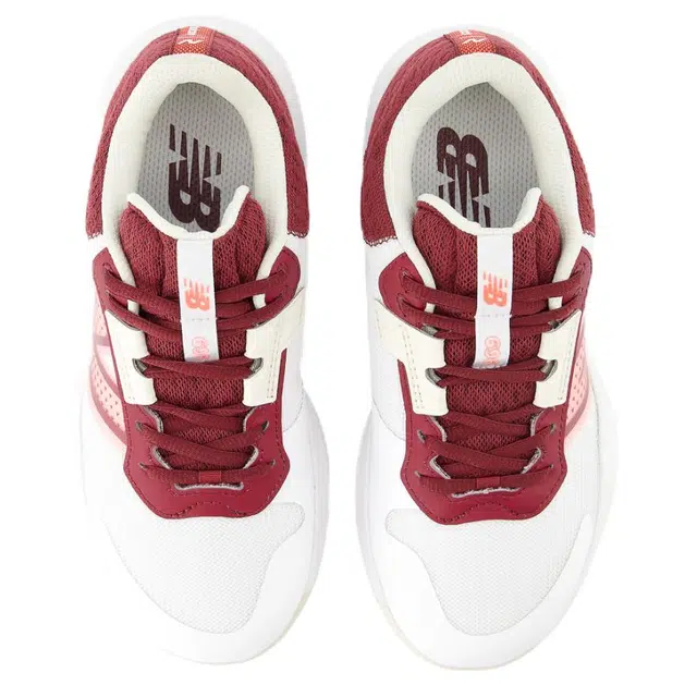 New Balance NB 696 v6