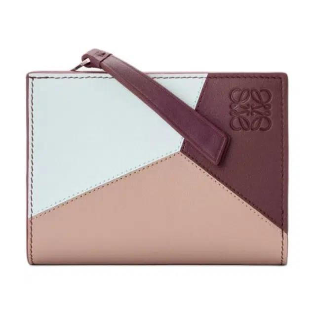 LOEWE Puzzle