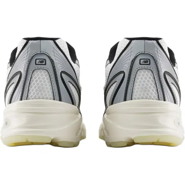 New Balance NB 740