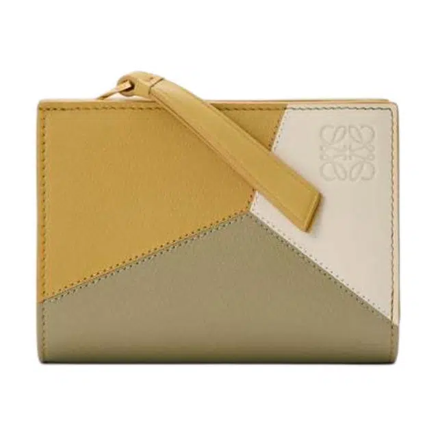 LOEWE Puzzle