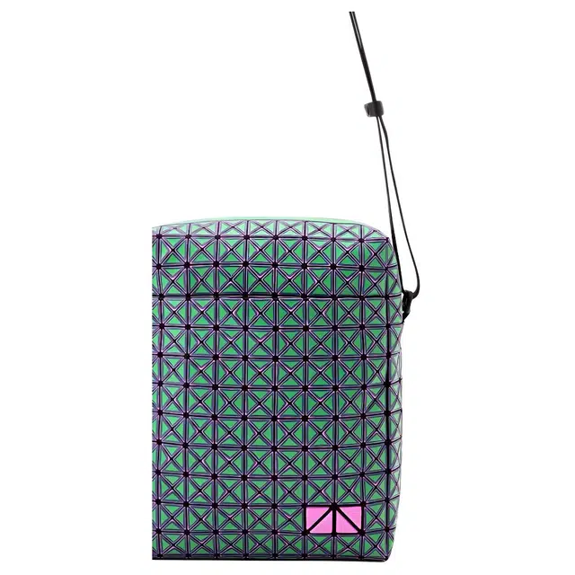 ISSEY MIYAKE Kuro 4