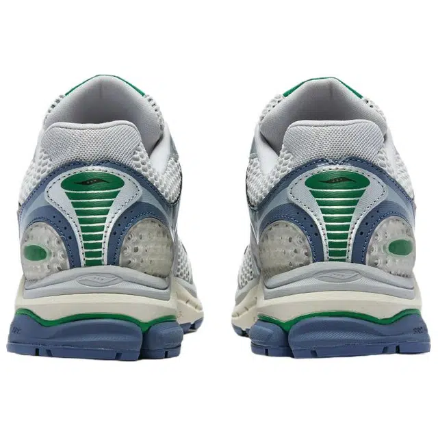 Saucony ProGrid Triumph 4