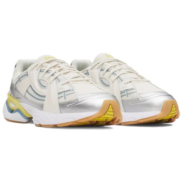 Under Armour Sola