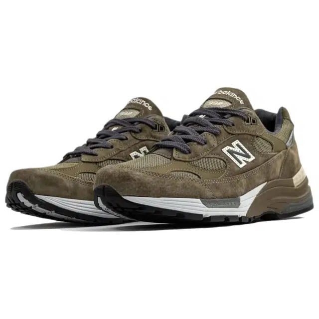 New Balance 992 Brown